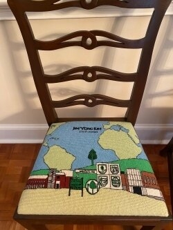 The commemorative chair for former Dartmouth President Jim Yong Kim.